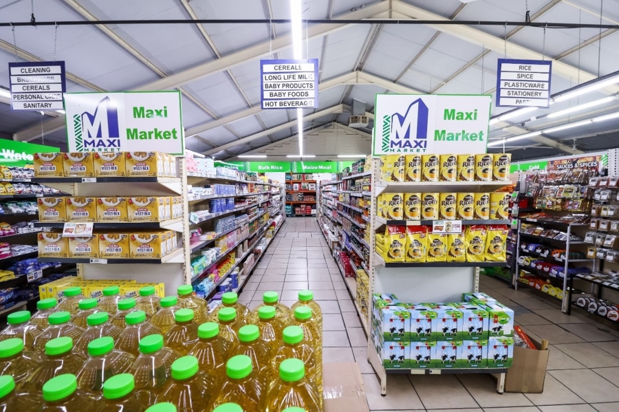 Commercial Property for Sale in Bothasig Western Cape